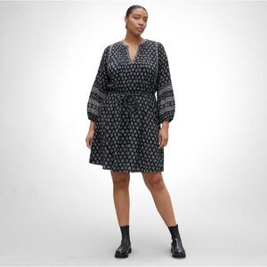 OLD NAVY Oversized Long-Sleeve Black Printed Mini Swing Dress, Size 3X